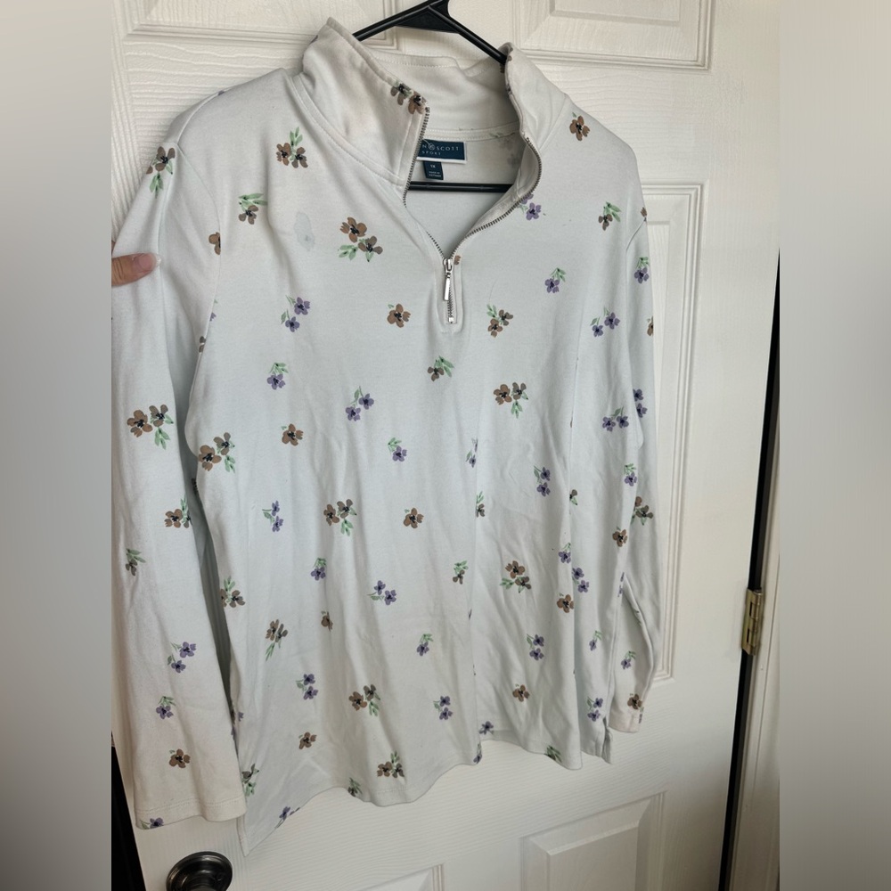 Karen Scott Cream Floral Zip-Up Top